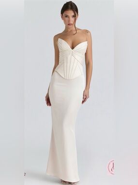 House of CB Eve Dress. Regular cup